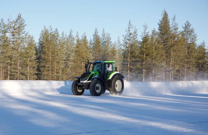 Valtra T234 World Record Fastest Tractor